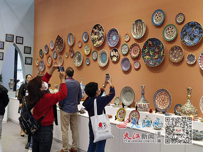 &ldquo;買全球 賣全球&rdquo;!2022景德鎮瓷博會開幕